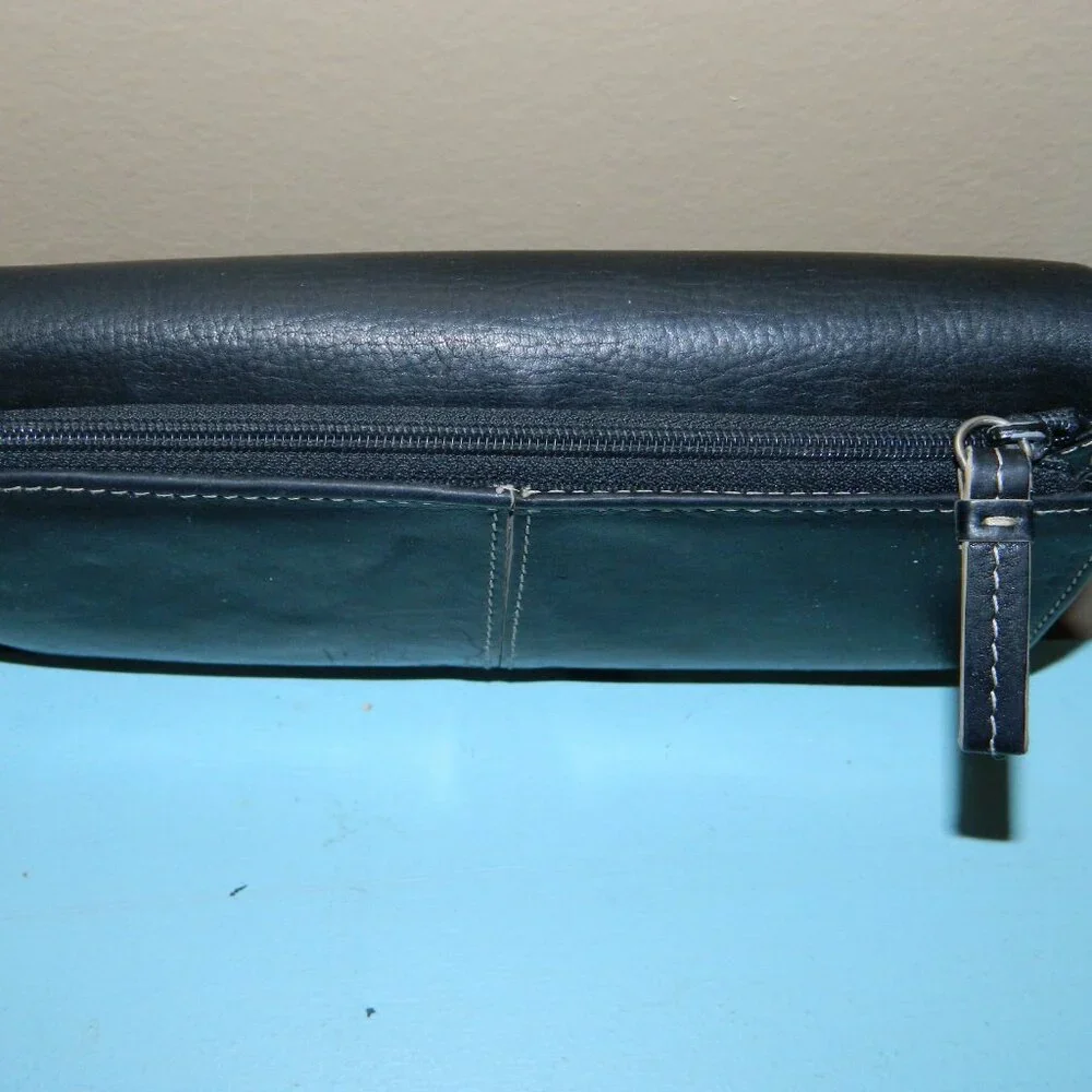 Kenneth Cole Reaction Trifold Wallet (Y-4)